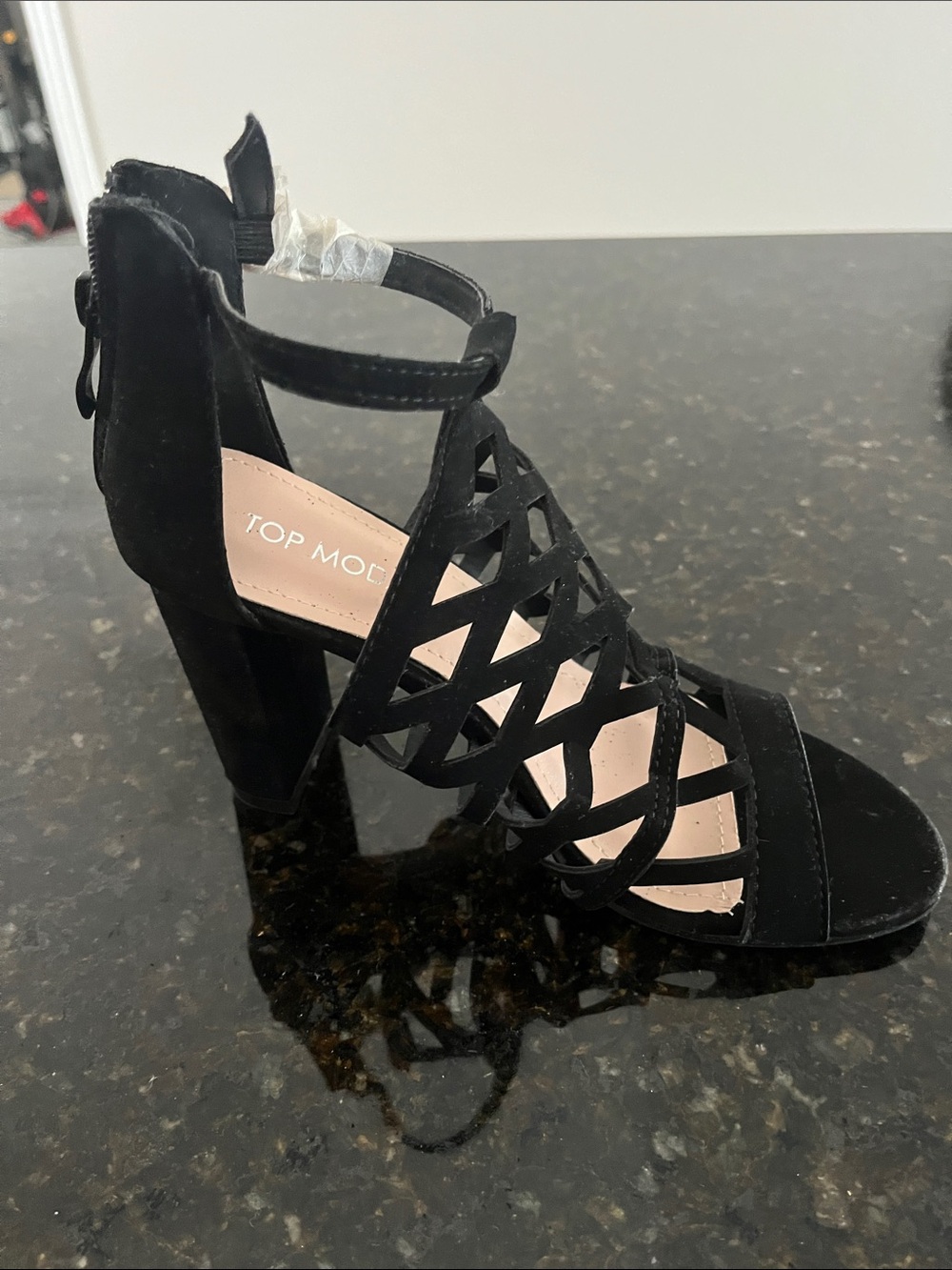 TOP Moda Black Lattice/caged Strappy Block Heel Sandals